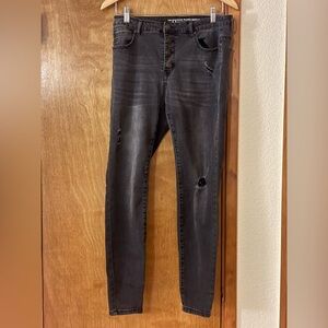 Grace & Lace Women's Skinny Jeans in Washed Black